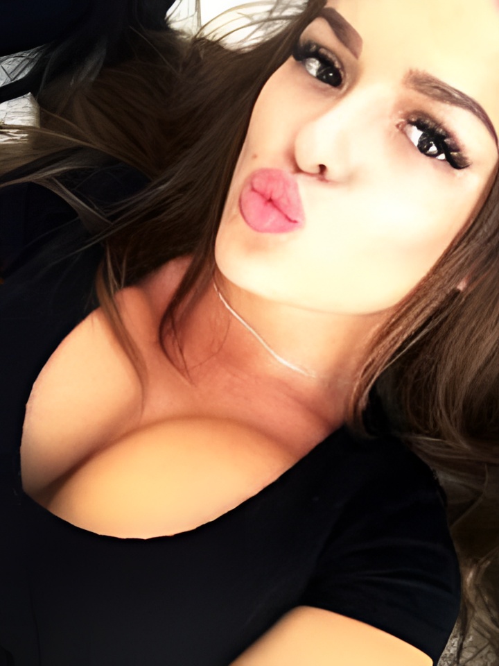 Ленусик привлекальеная девушка из Барнаула цена от 2000 руб