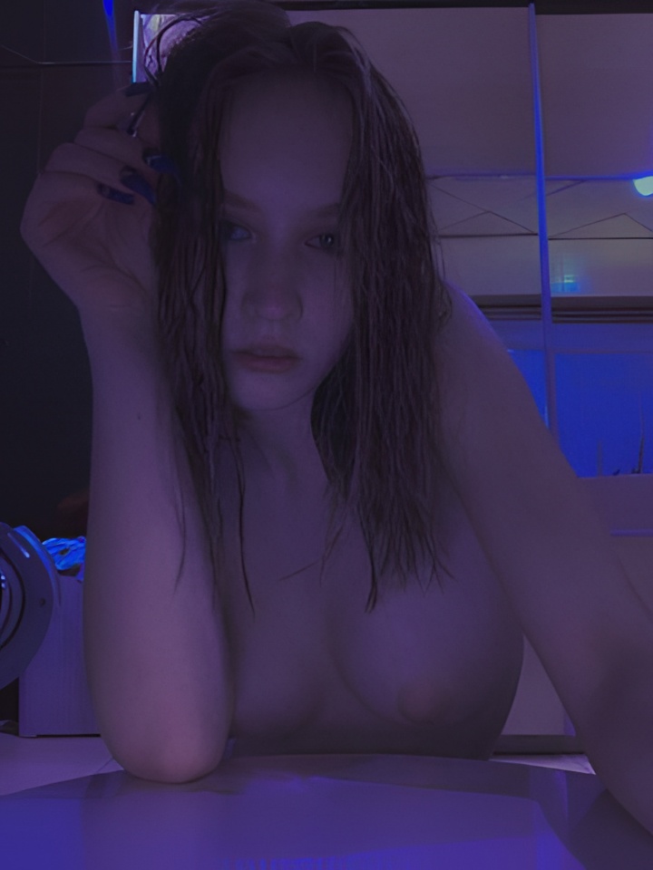 Индивидуалка Мира, доступна для личного знакомства от 1500 руб