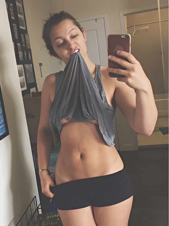 Нина привлекальеная девушка из Барнаула цена от 2000 руб