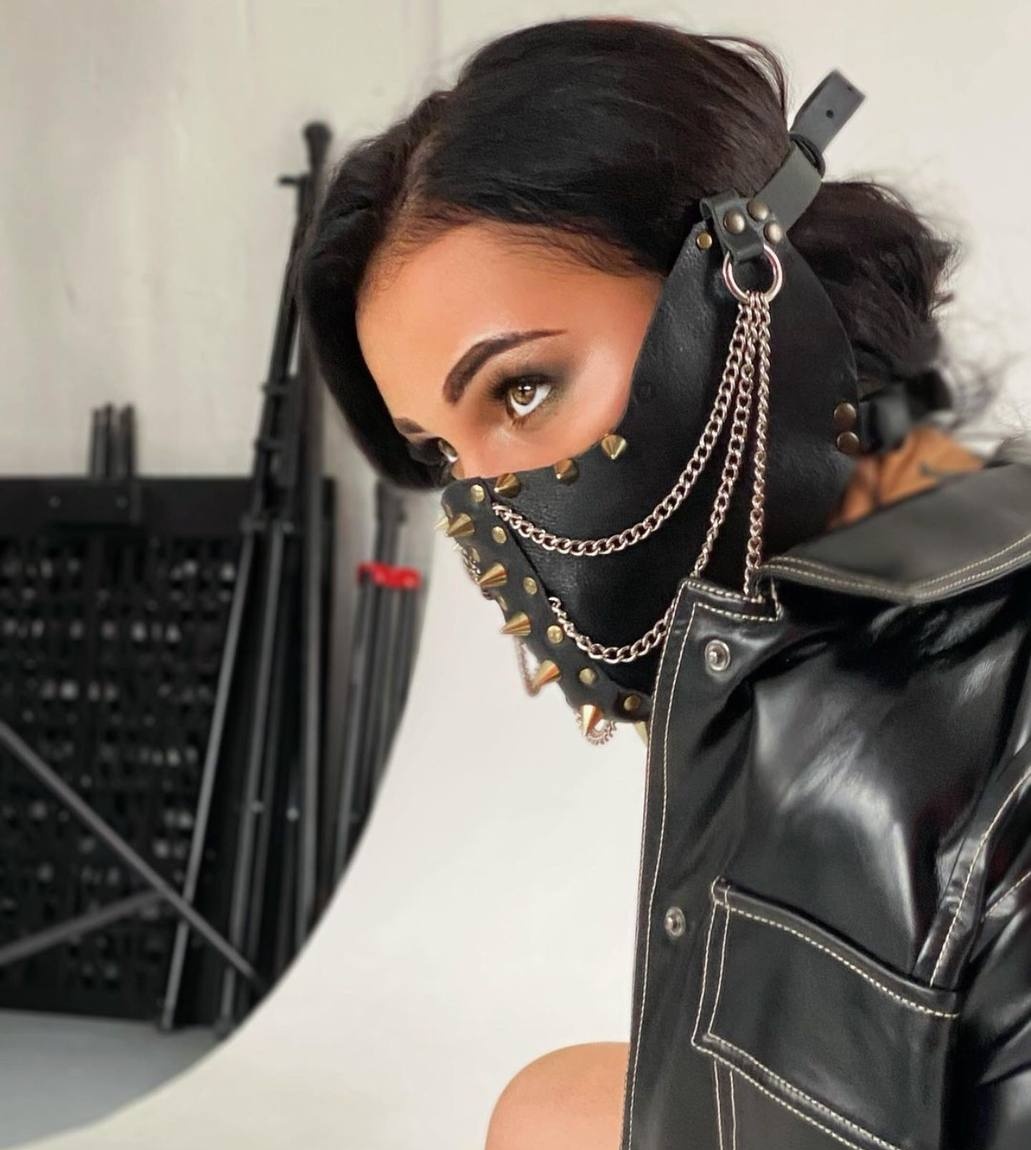 Ирина привлекальеная девушка из Барнаула цена от 8000 руб