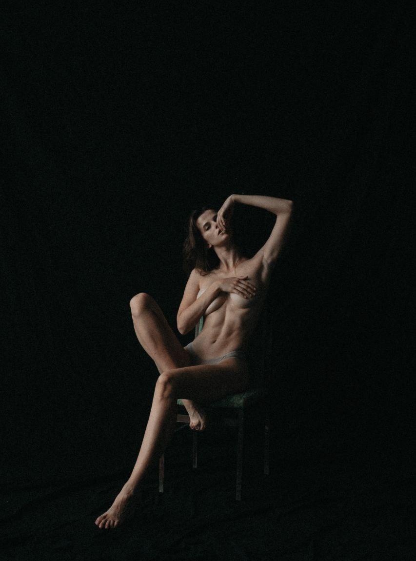 Донна привлекальеная девушка из Барнаула цена от 10000 руб