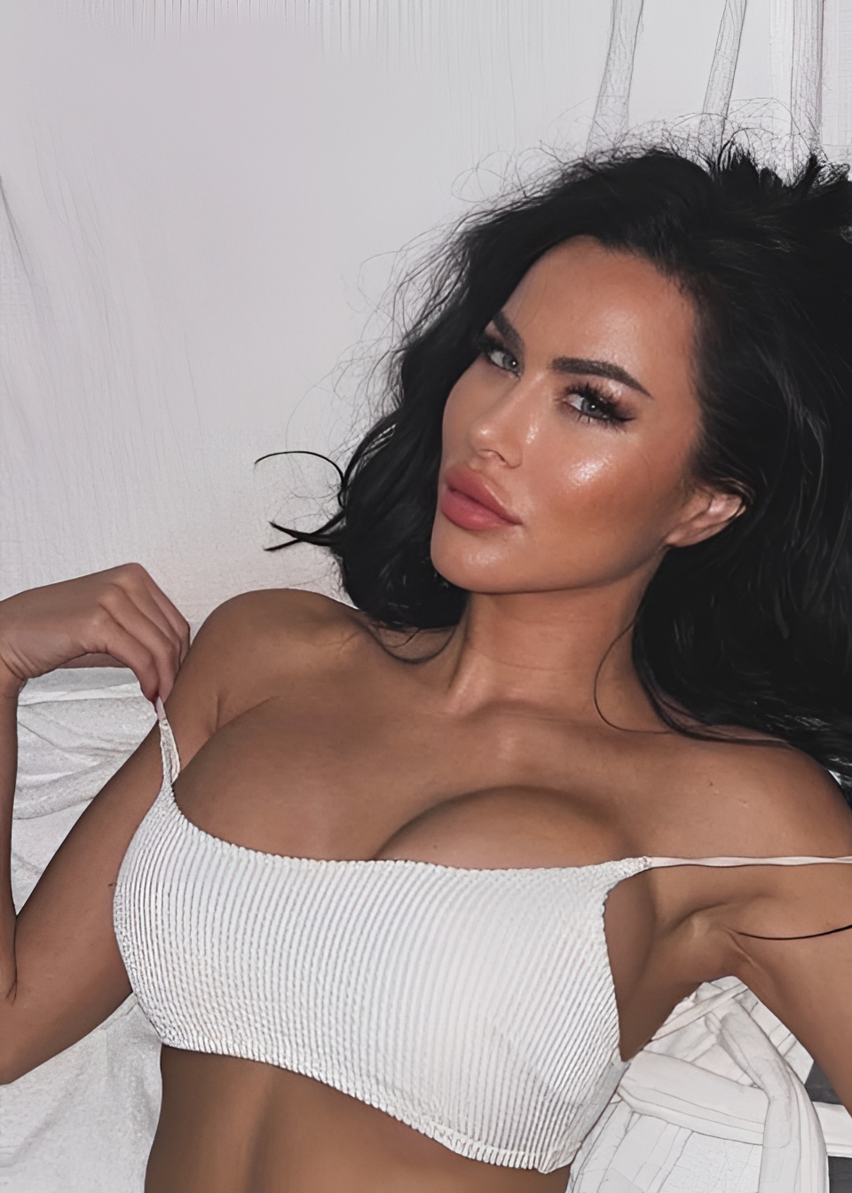 АВРОРА ТОП привлекательная девушка из Барнаула цена от 18000 руб