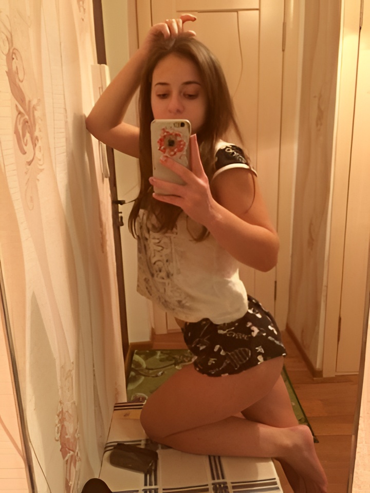 Индивидуалка Роксана, доступна для личного знакомства от 1500 руб