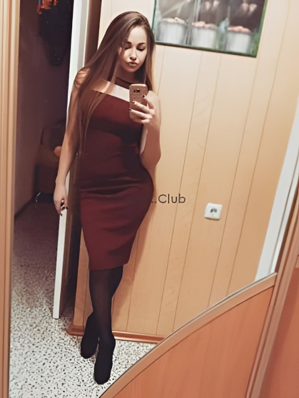 Юля привлекательная девушка из Барнаула цена от 5000 руб