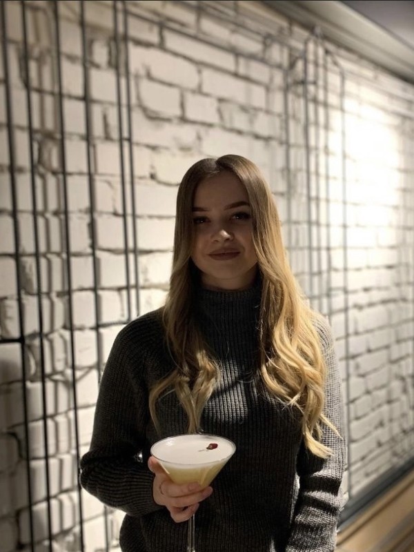 🎥 Клава привлекательная девушка из Барнаула цена от 8000 руб