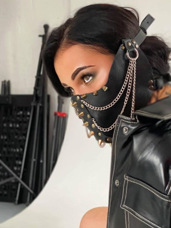 Ирина привлекательная девушка из Барнаула цена от 8000 руб